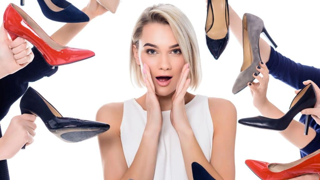 Scarpin vinho é o novo preto? Veja como ele valoriza qualquer visual