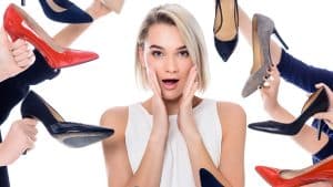 Scarpin vinho é o novo preto? Veja como ele valoriza qualquer visual