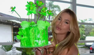 Aniversário de Virginia Fonseca tem bolo de três andares e muita fofura em família