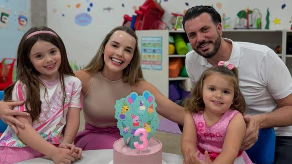 Thaeme Mariôto e família