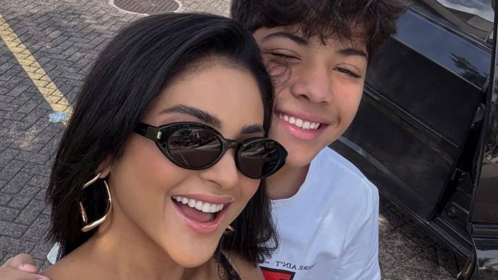 Mileide Mihaile e filhos Yudhi