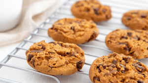 cookies encima da mesa