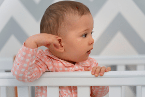 Dor de ouvido em bebês: como identificar e o que fazer para aliviar rápido.