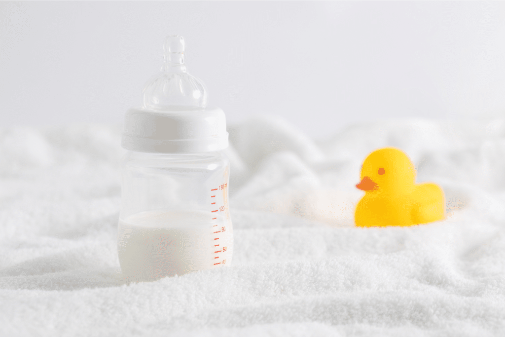 Por que tantas mães ainda sentem vergonha de amamentar em público?