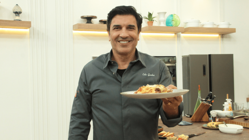 Cozinhar é cuidar Edu Guedes fala sobre o vínculo entre pais e filhos na cozinha.