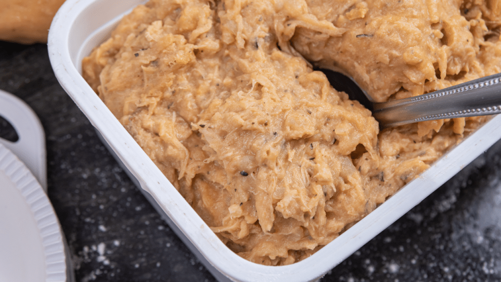 Receita de patê de frango cremoso.