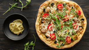 Receita de pizza low carb fácil e gostosa.