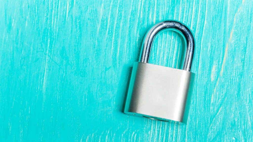 Um cadeado representando os perfis protegidos na Netflix.
